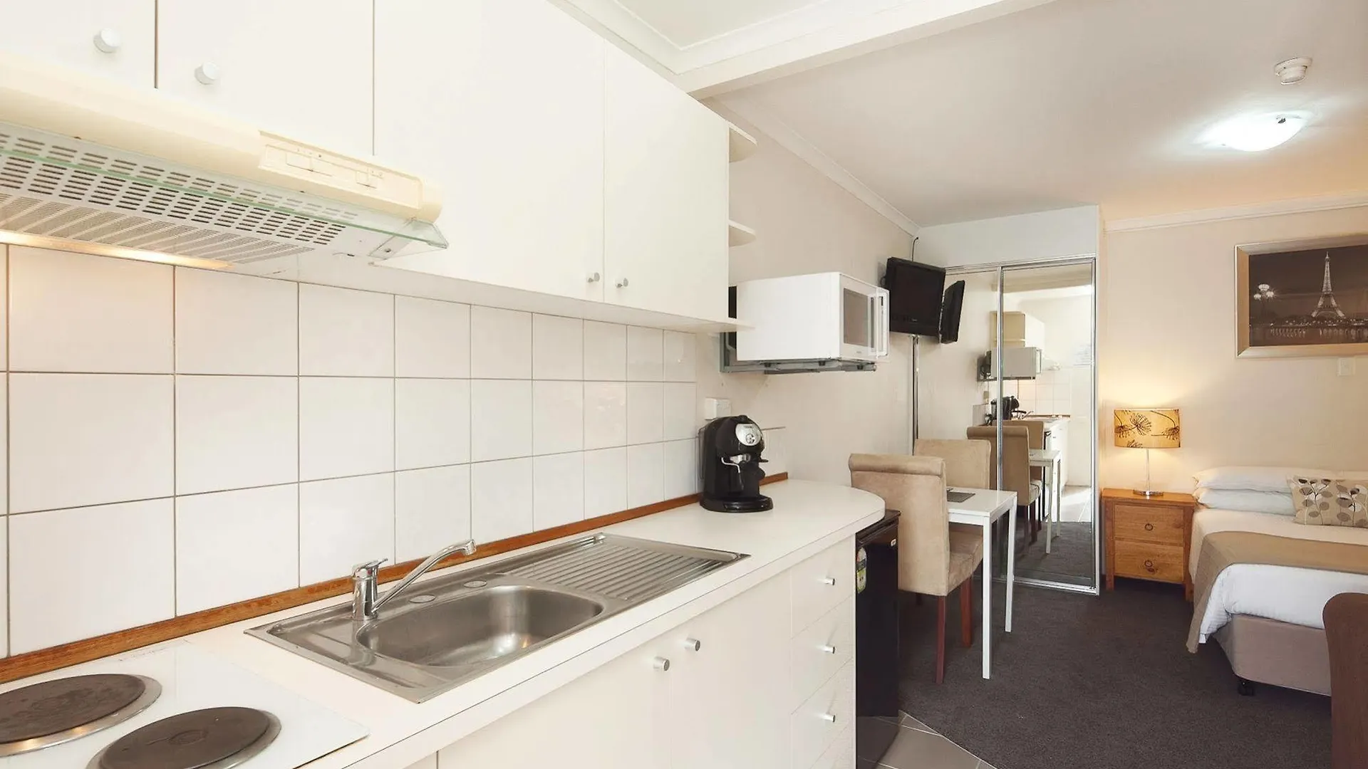 Canberra Furnished Accommodation Apartment