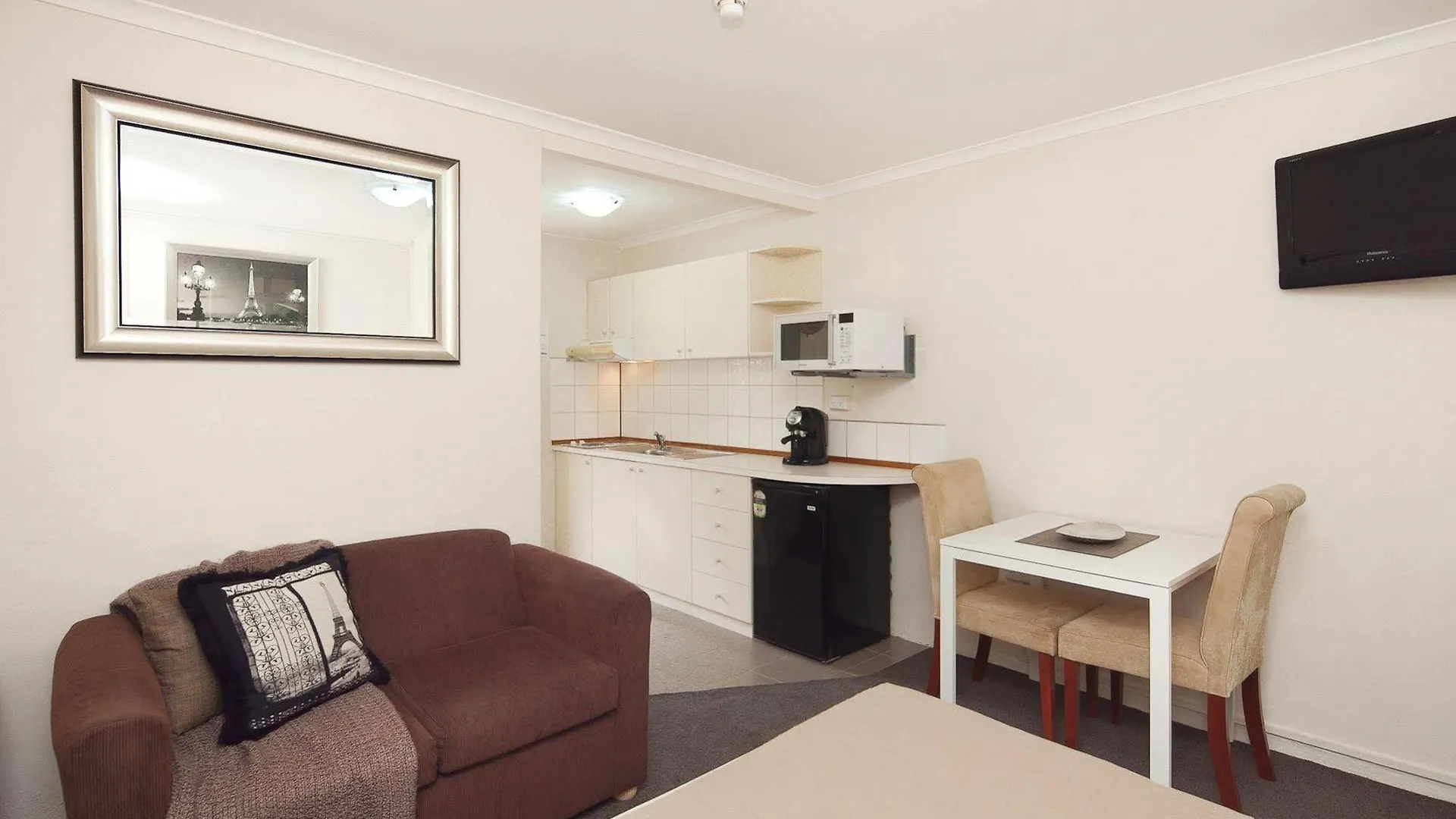 Apartment Canberra Furnished Accommodation